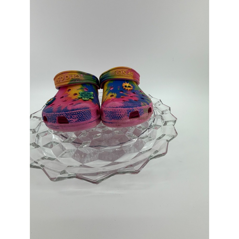 Crocs Tie Dye Pink Yellow Blue Green Turtle Sun Jibbitz Clogs Toddler Size 4 6 - Picture 4 of 10